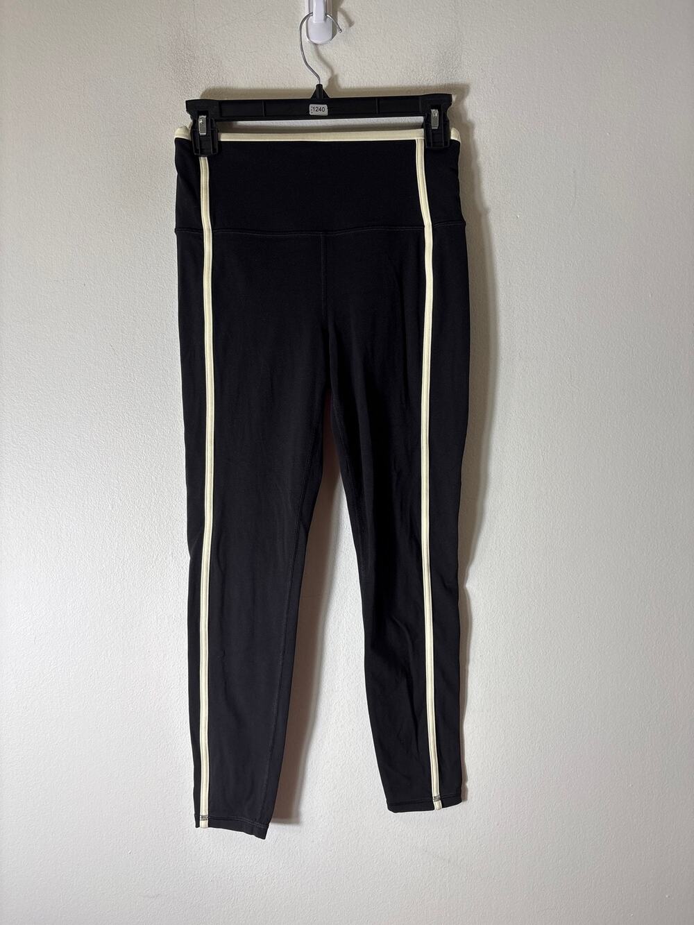 Athleta Black/Cream Ultra High Rise Elation 7/8 Tight Leggings Sz S